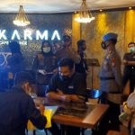 Operasi Justisi, Cafe Karma Makassar Kelabui Petugas